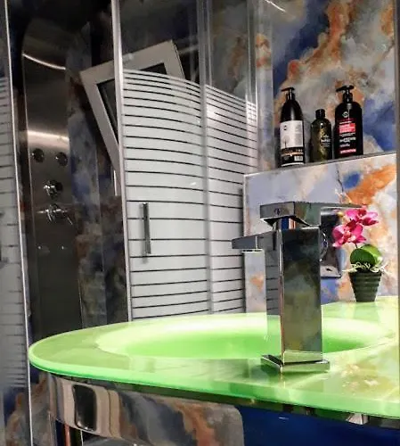 Tony Luxury 2 Ханья (Крит)