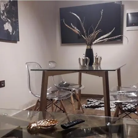 Tony Luxury 2 * Hanya